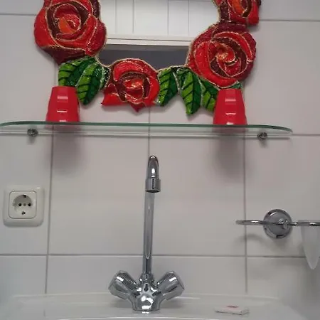 Bed & Breakfast Bed En Broodje Bloem Delft